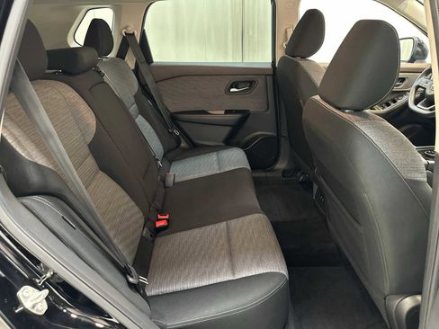 Certified 2023 Nissan Rogue SV image 19