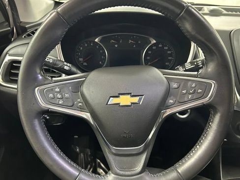 Used 2019 Chevrolet Equinox LT w/ Driver Convenience Package FWD image 18