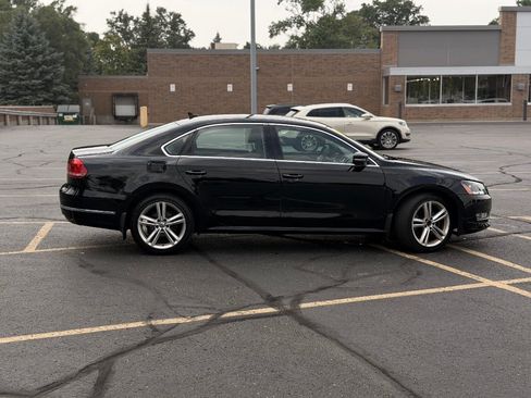 Used 2015 Volkswagen Passat 1.8T SE FWD image 9