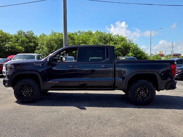 Used 2023 GMC Sierra 1500 AT4X AWD/4WD image 4