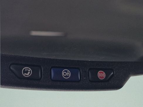 Used 2022 GMC Canyon Elevation w/ Trailering Package image 9