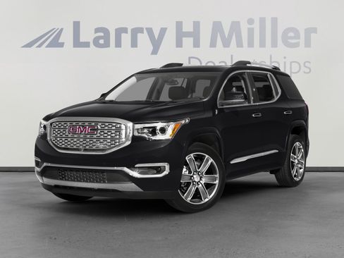 Used 2018 GMC Acadia Denali w/ Technology Package FWD image 1