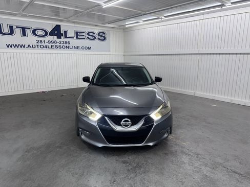 Used 2017 Nissan Maxima 3.5 S image 2