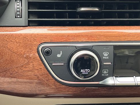 Used 2022 Audi A4 2.0T Premium w/ Convenience Package image 53