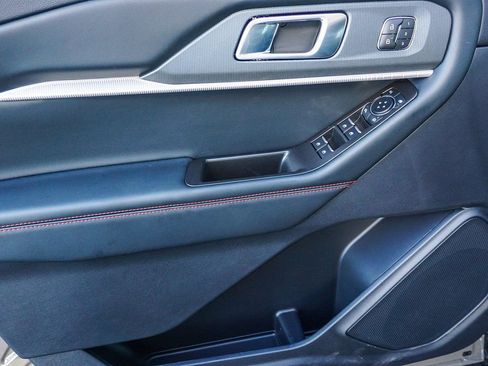 New 2026 Ford Explorer ST image 18