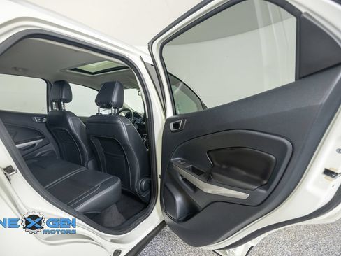Used 2019 Ford EcoSport Titanium AWD/4WD image 35