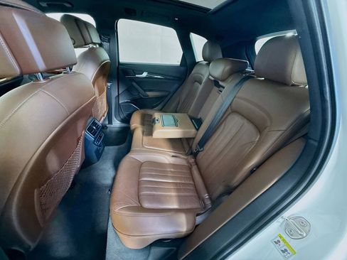 Used 2018 Audi Q5 2.0T Premium Plus w/ Premium Plus Package image 26