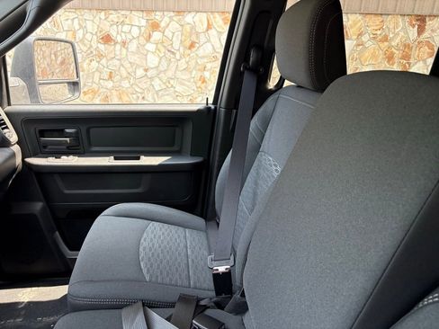 New 2025 RAM 2500 Tradesman image 32