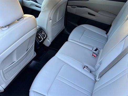 New 2026 Kia Sorento EX image 14