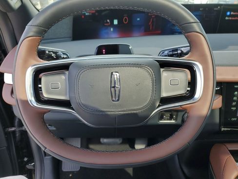 New 2025 Lincoln Navigator L Reserve image 24