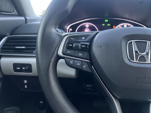 Used 2018 Honda Accord EX image 20