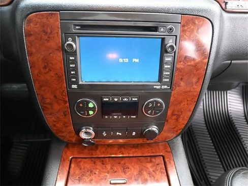 Used 2014 Chevrolet Tahoe LT w/ Texas Edition image 15