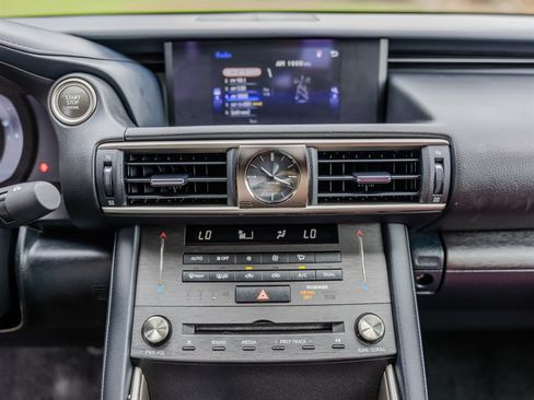 Used 2020 Lexus IS 350 F Sport w/ F Sport Package RWD image 19