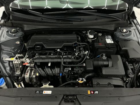 Used 2022 Hyundai Elantra SEL w/ Convenience + Premium Package FWD image 44