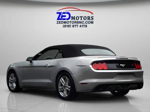 Used 2015 Ford Mustang Premium image 7