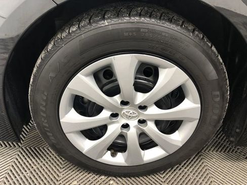 Used 2020 Toyota Corolla LE image 27