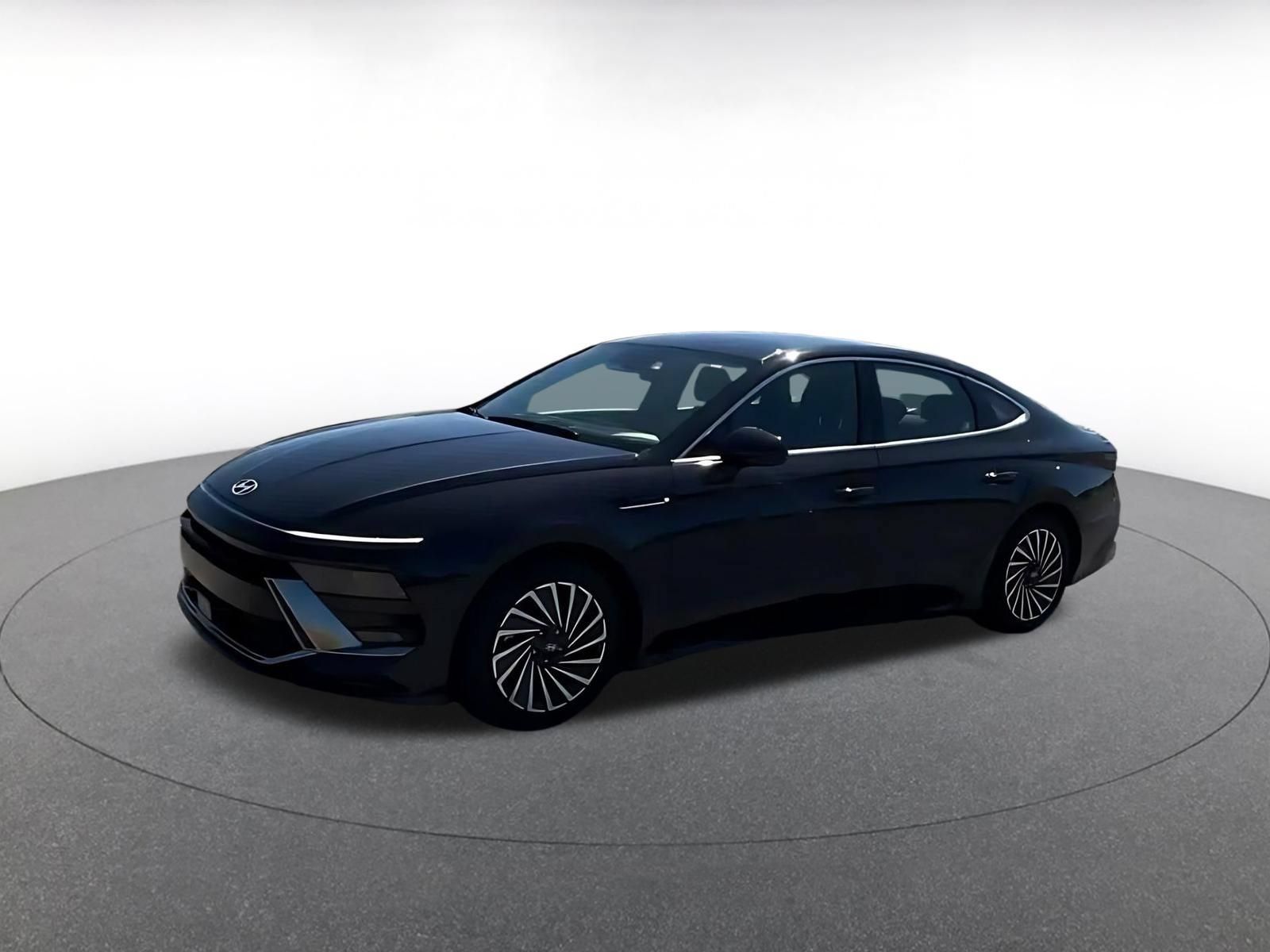 Used 2025 Hyundai Sonata SEL FWD image 9