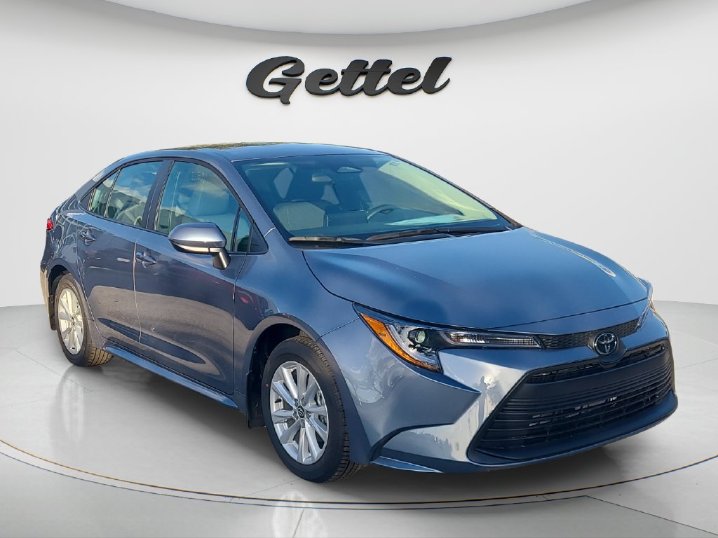New 2027 Toyota Corolla LE w/ LE Premium Package FWD image 3