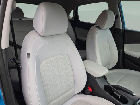 Used 2023 Hyundai Kona SEL w/ Convenience Package image 22