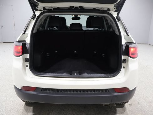 Used 2018 Jeep Compass Limited AWD/4WD image 20