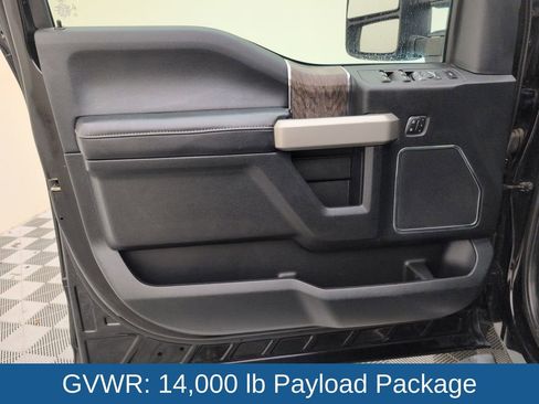 Used 2019 Ford F350 Lariat w/ Lariat Ultimate Package AWD/4WD image 33