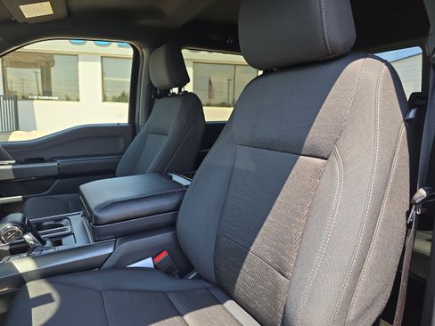 Certified 2022 Ford F150 XLT w/ Equipment Group 302A High image 21