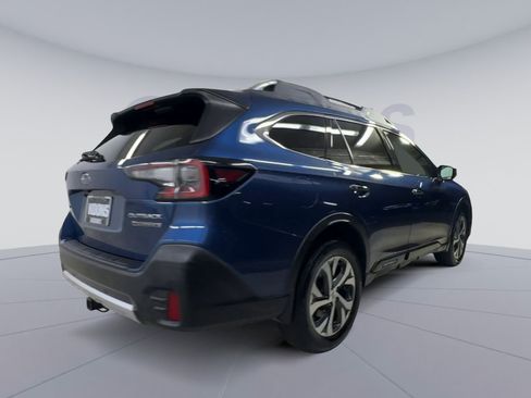 Used 2020 Subaru Outback Touring XT AWD/4WD image 11