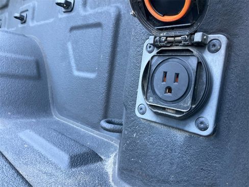 Used 2020 Chevrolet Silverado 1500 RST w/ All-Star Edition image 32