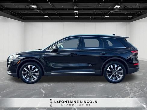 Certified 2022 Lincoln Corsair Reserve w/ Equipment Group 201A AWD/4WD image 2