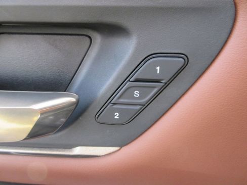 Used 2020 RAM 1500 Limited image 29