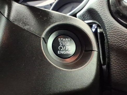 Used 2019 Jeep Compass Limited AWD/4WD image 20