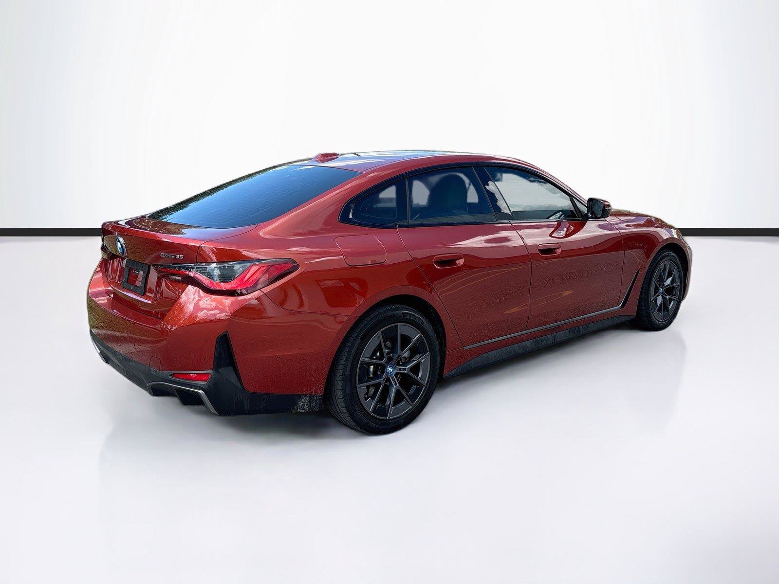 Used 2023 BMW i4 eDrive35 w/ Premium Package RWD image 7
