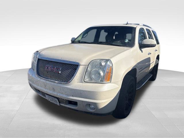 Used 2014 GMC Yukon Denali AWD/4WD image 1