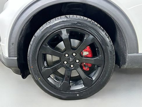 Used 2020 Ford Explorer ST w/ ST Street Pack AWD/4WD image 8