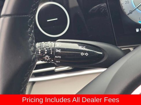 Used 2022 Hyundai Elantra Limited FWD image 24