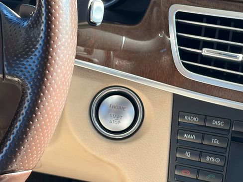 Used 2015 Mercedes-Benz E 350 4MATIC Sedan image 31