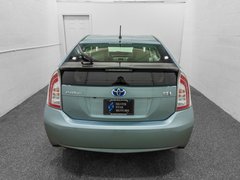 Used 2015 Toyota Prius Two FWD image 7