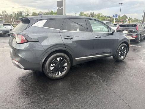 New 2026 Kia Sportage LX FWD image 4