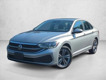 Used 2024 Volkswagen Jetta SE