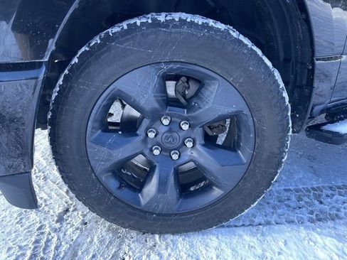 Used 2019 RAM 1500 Big Horn image 32