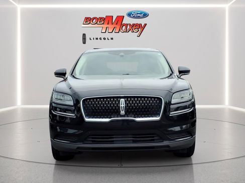 Used 2023 Lincoln Nautilus Reserve w/ Monochromatic Package AWD/4WD image 2