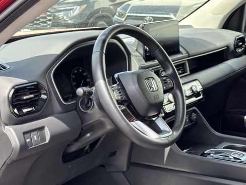 Certified 2025 Honda Pilot EX-L image 12