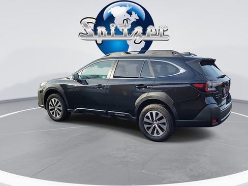Used 2024 Subaru Outback Premium image 7