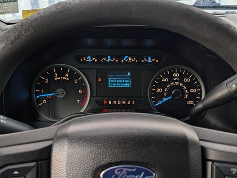 Used 2017 Ford F150 XLT RWD image 32