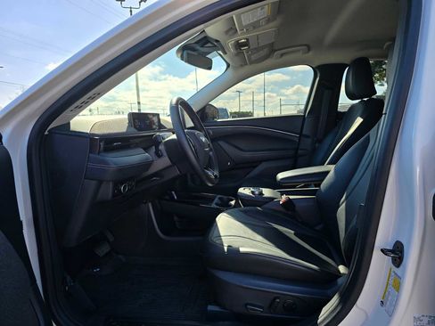Used 2024 Ford Mustang Mach-E Premium image 20