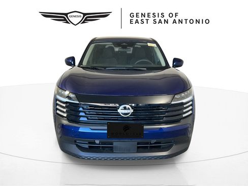 Used 2025 Nissan Kicks SV image 9