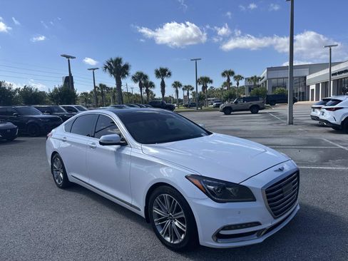 Used 2018 Genesis G80 3.8 w/ Option Group 03 RWD image 7
