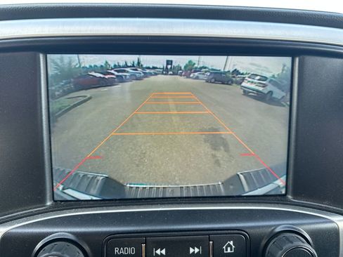 Used 2015 GMC Sierra 1500 SLT w/ SLT Crew Cab Value Package AWD/4WD image 27