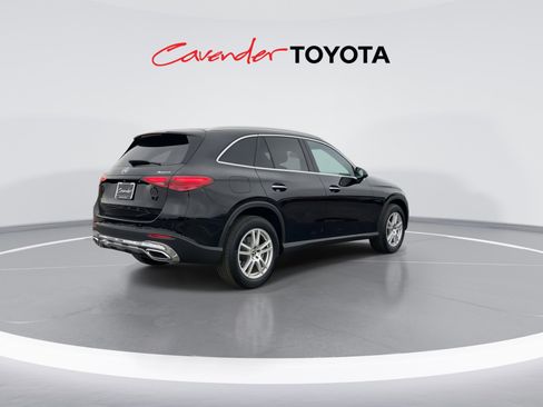 Used 2025 Mercedes-Benz GLC 300 4MATIC image 8