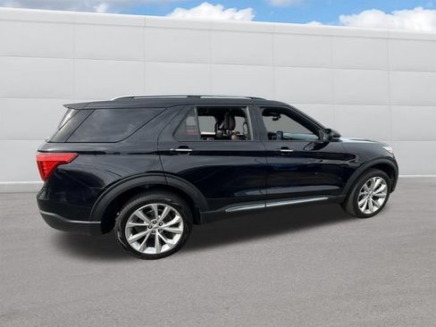 Used 2023 Ford Explorer Platinum w/ Technology Package AWD/4WD image 12